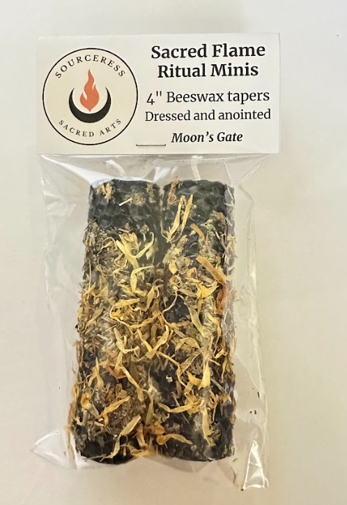 Sacred Flame: Moon's Gate Ritual Candle